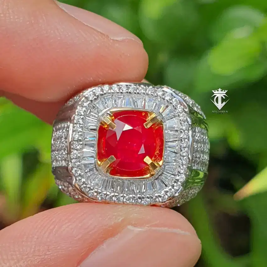 Batu Permata Natural Top Color RED Ruby Mozambique 1.30 Ct GRI Memo