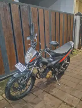 Bissmillah dijual motor Suzuki satria Fu 2013