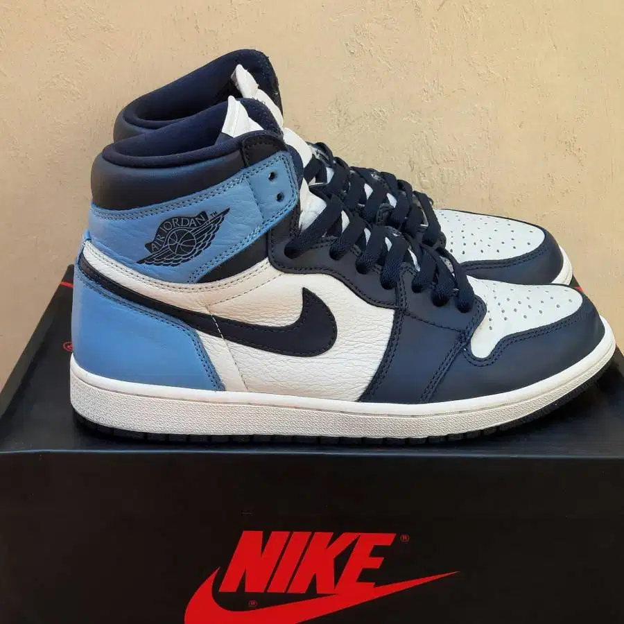 Sepatu Nike Air Jordan Retro High Obsidian Blue US 10/ EUR 44