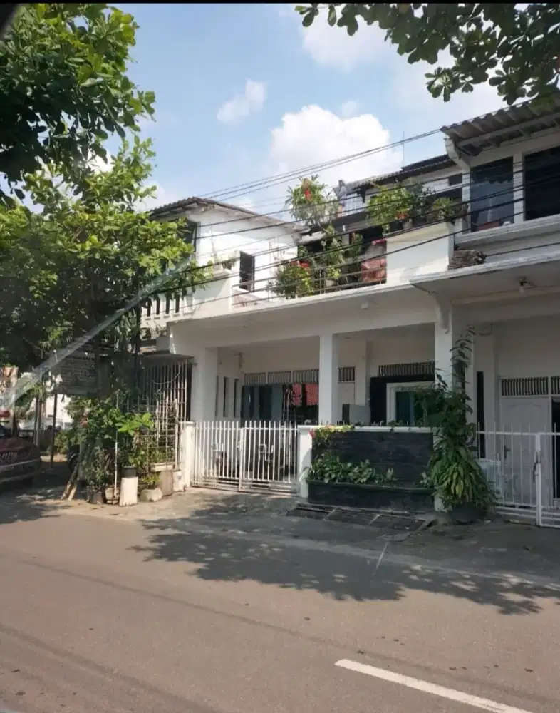 Harga bisa Nego Dijual Rumah di kota Semarang Jawa Tengah