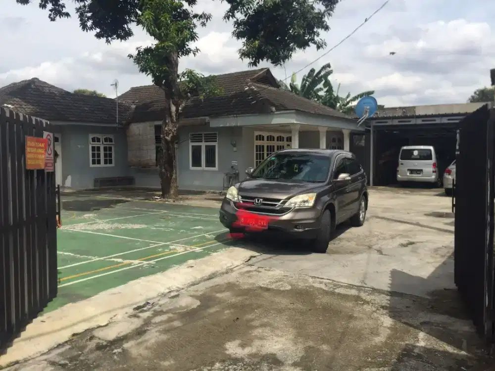 Sewa Bangunan Komersil 801 m2 Lenteng Agung Raya – Truk Masuk