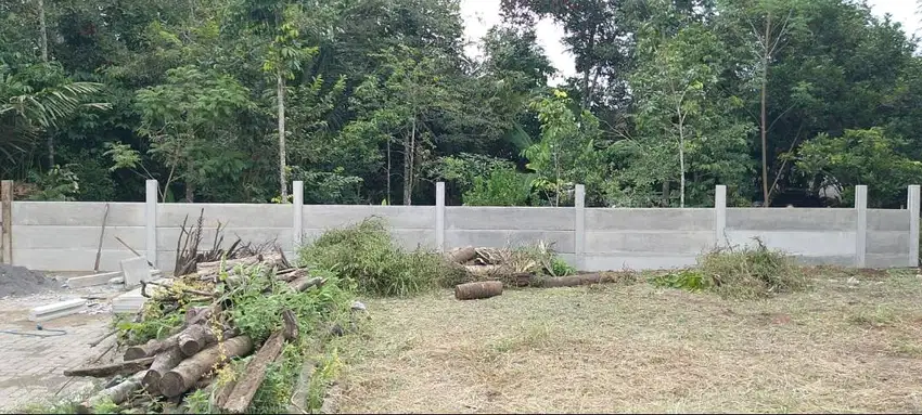 Pagar panel beton area Sampang