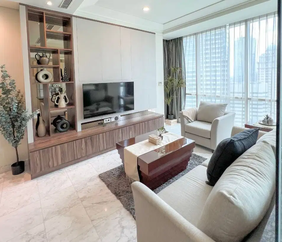For Rent Apartement The Peak Sudirman 3BR Private Lift