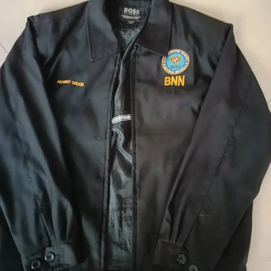 Jas jaket (jasket) hug boss edisi resmi BNN ukuran L