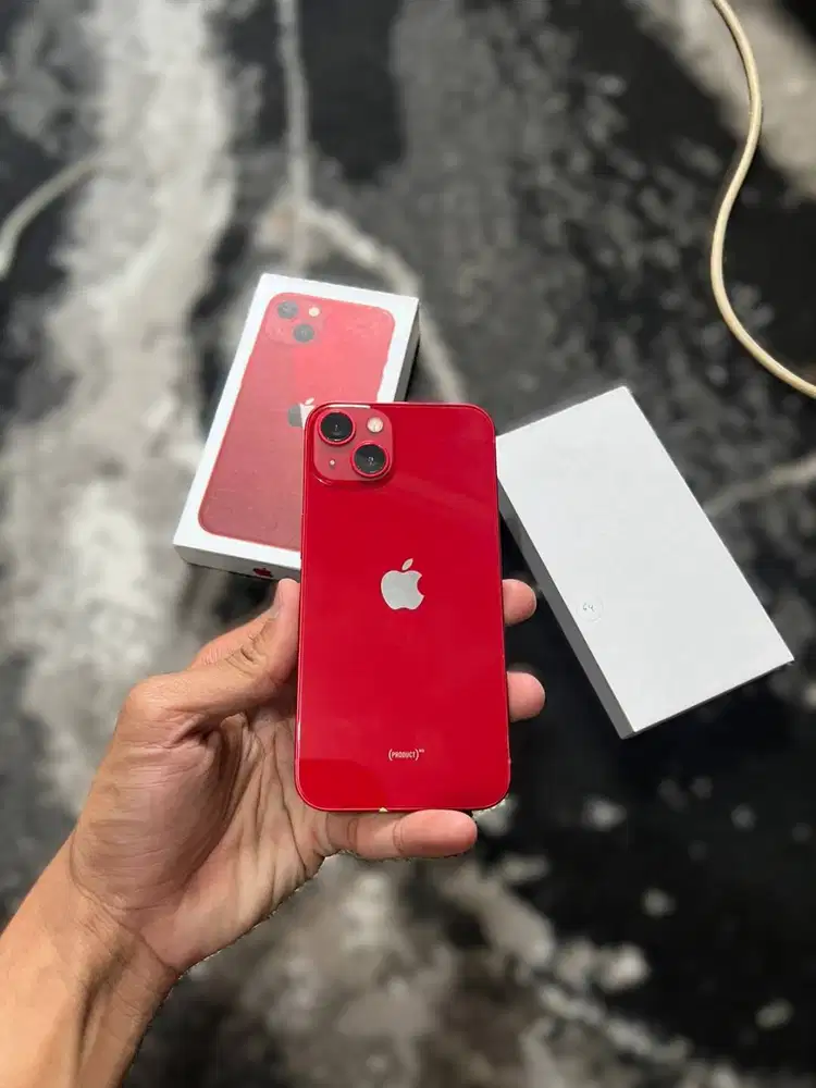 iPhone 13 256 GB ibox lengkap mulus ori