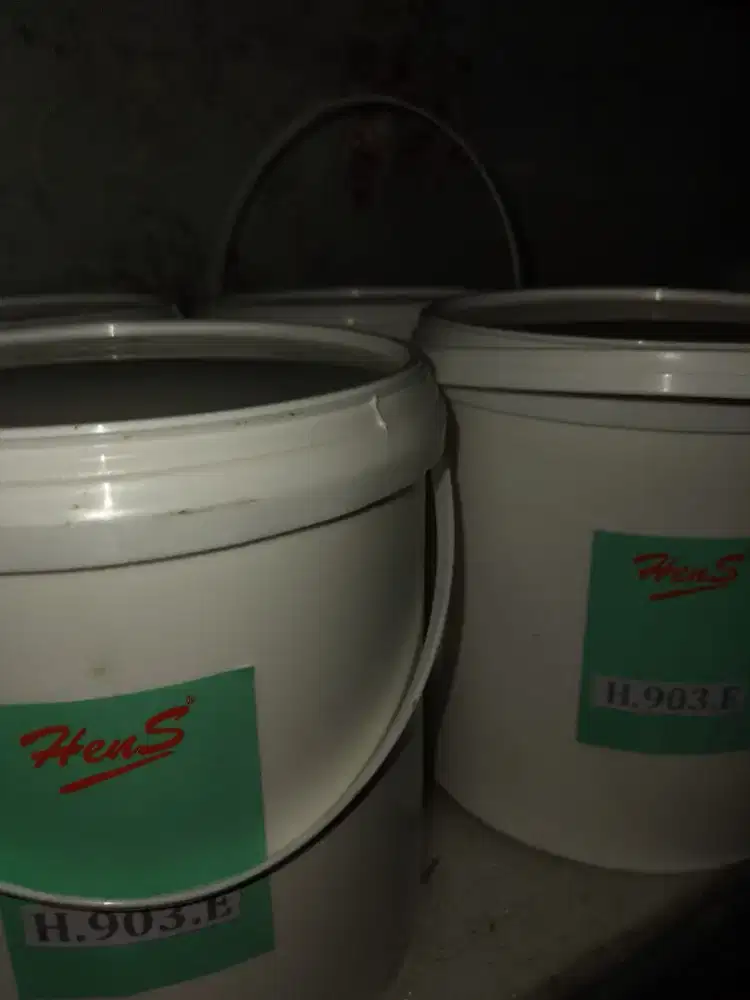 Lem putih vinyl roll Hens