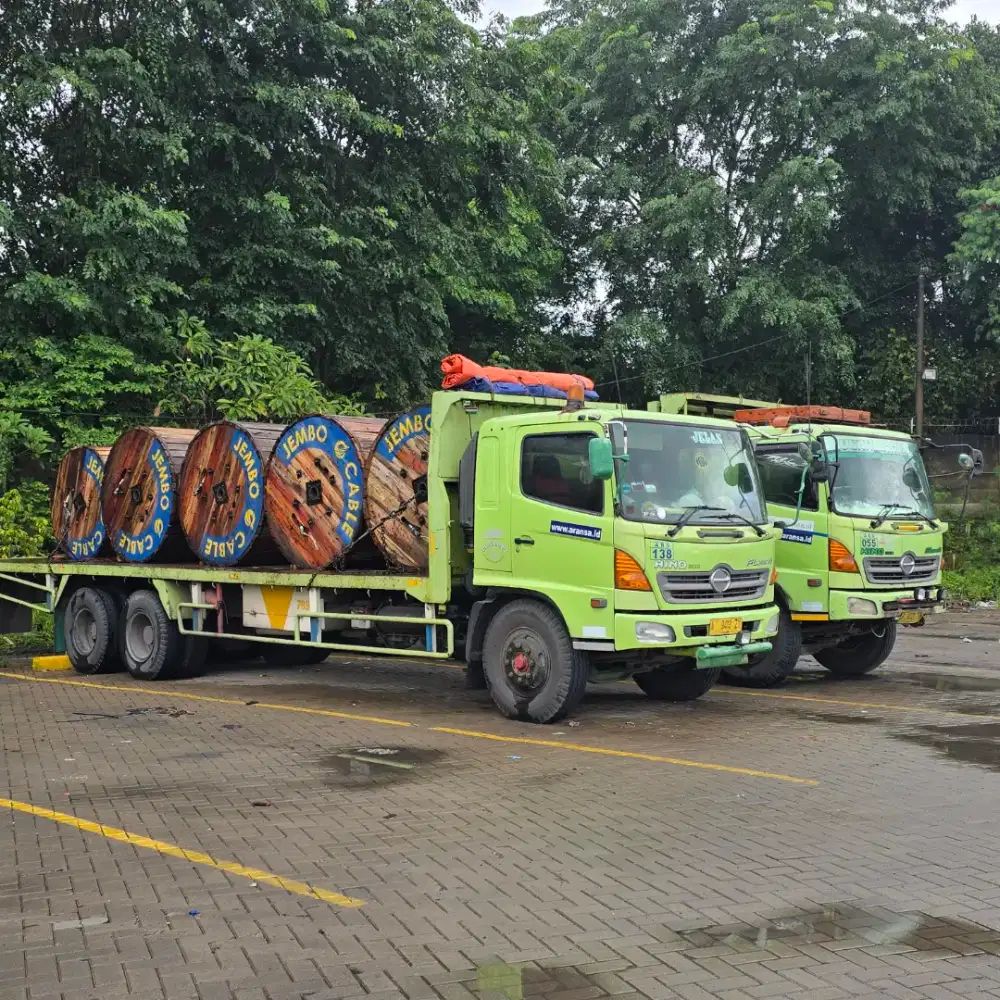 Tronton favorit kita semua. Harap booking dulu.