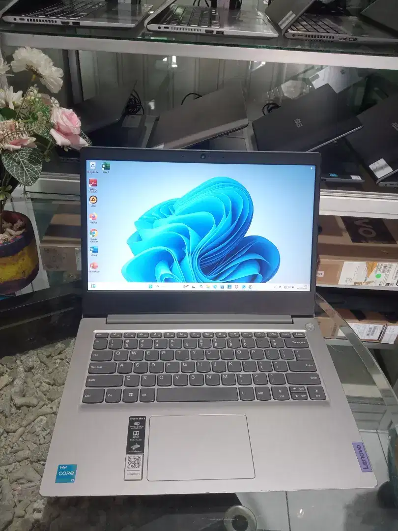 Laptop Lenovo Ideapad Slim 3 Intel Core I3-1115G4 Ram 8 SSD 256