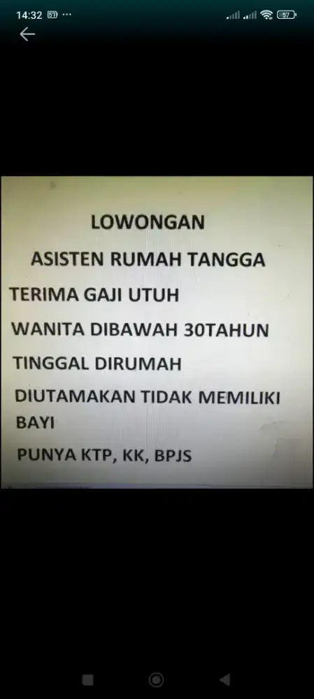 Asisten rumah tangga dan urus anak menginap dirumah wanita dbwh 40thn