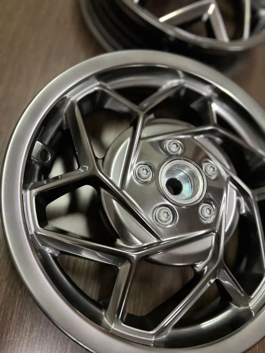 Velg Vespa sprint s 2025 Black Chrome