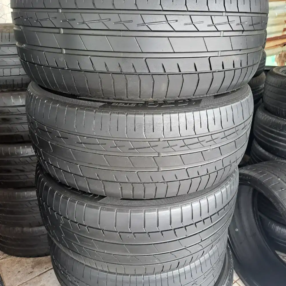 Ban mobil 265 50 r20 accelera iota