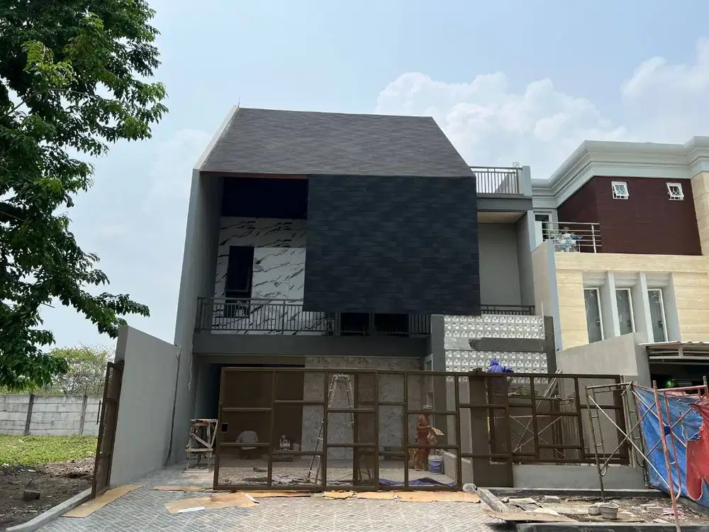 Dijual Rumah Baru Gress Pakuwon City San Antonio 3 Lantai Siap Huni