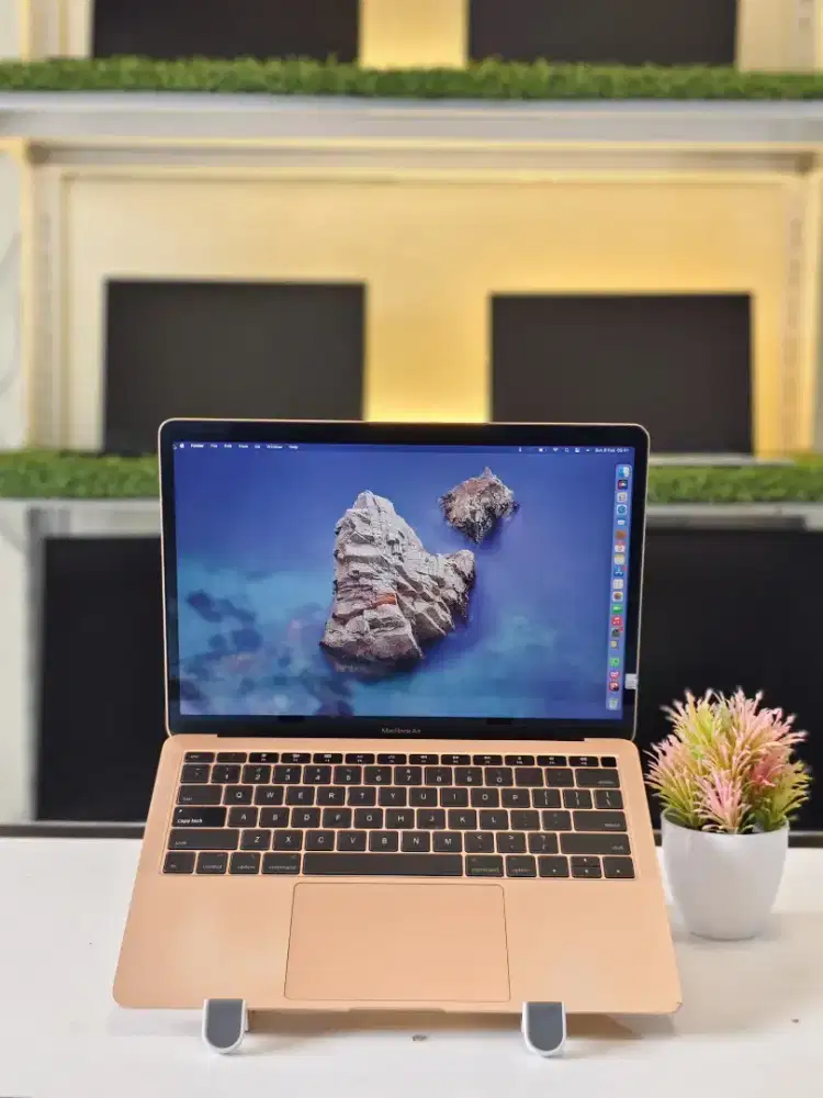 MACBOOK AIR RETINA 2019