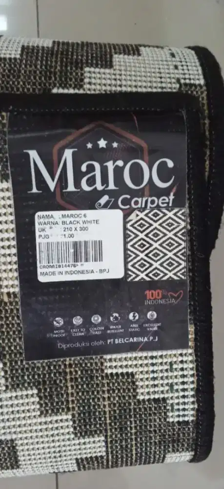 Dijual karpet tebal merk Manoac ukuran 3m x 2.1m