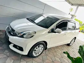 Mobilio putih 2015 E at automatic metik matic metic matik