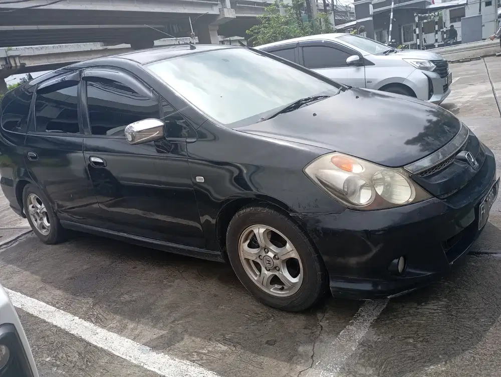 Honda Stream 2006 Bensin