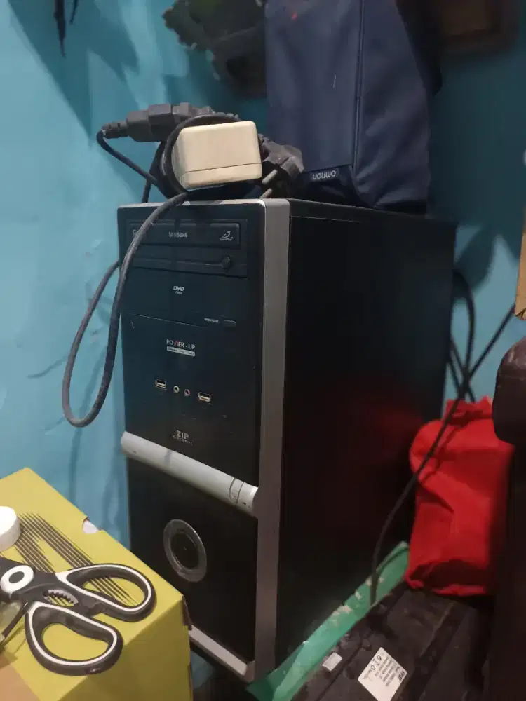 PC RAKITAN + layar LG