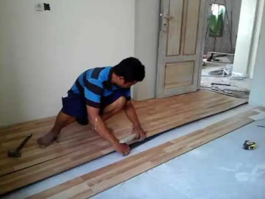 Vinyl lantai kayu anti rayap pengganti keramik
