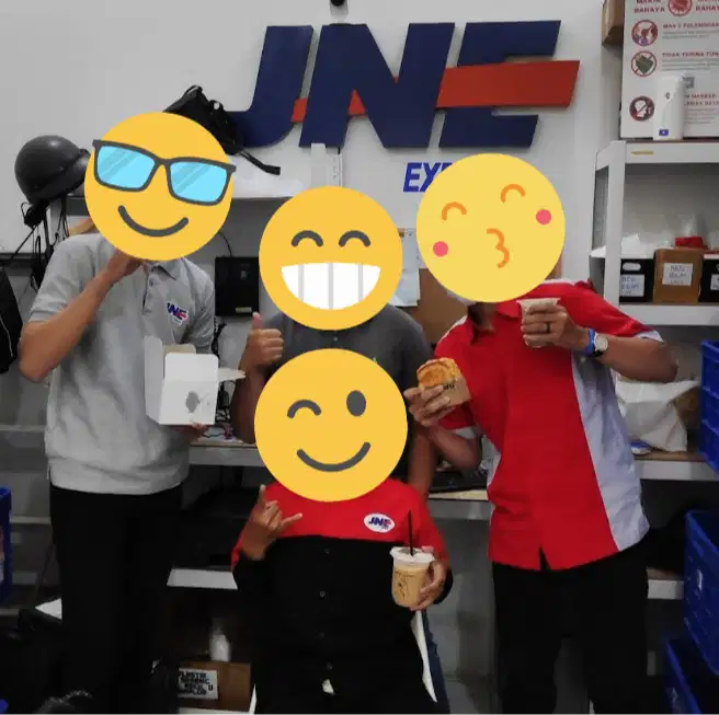 Lowongan Kurir Pickup Paket & Sortir JNE