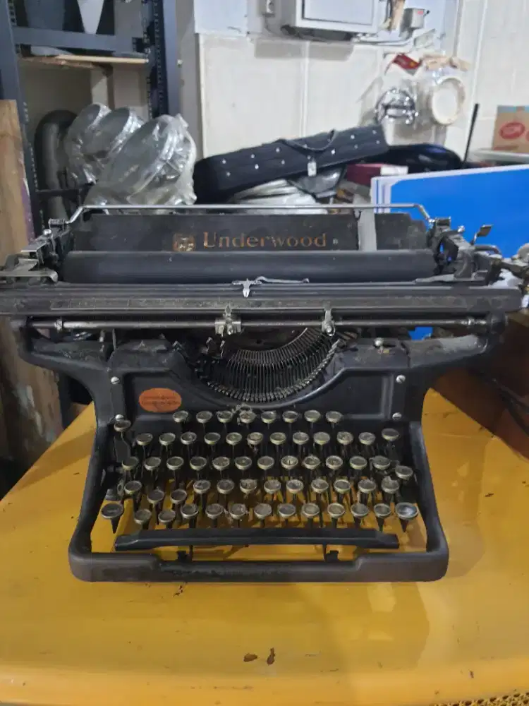 MESIN TIK UNDERWOOD SECOND