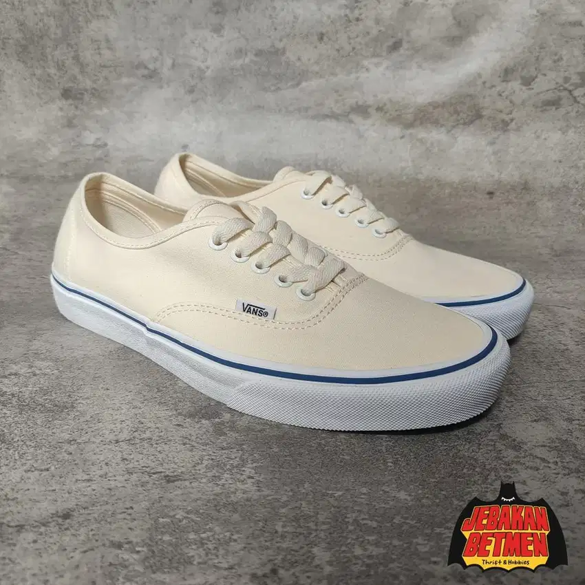 Vans oldskool original (size 42) new