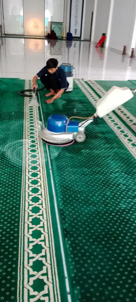Jasa cuci karpet masjid musholla karpet sajadah panggilan
