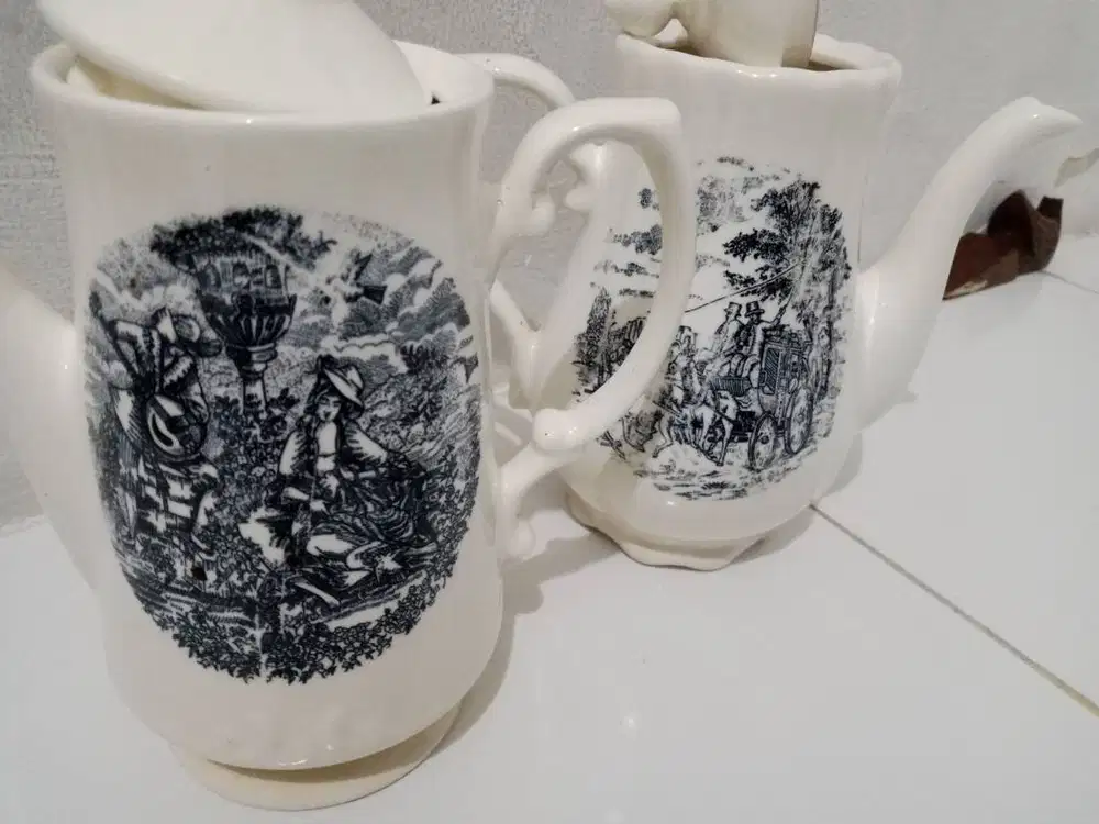 2 teko keramik lawas