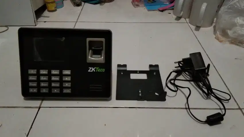 Mesin Absensi Finger Print