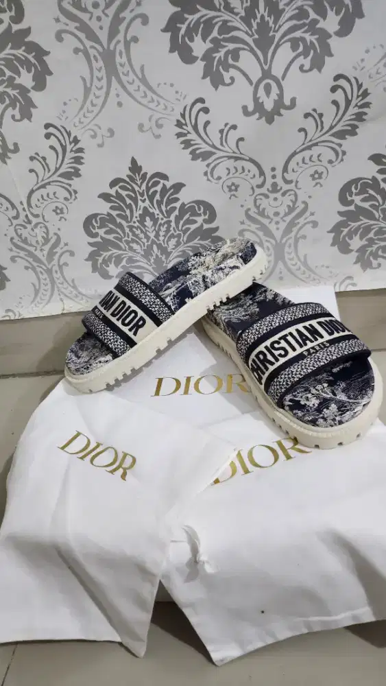 Sandal cristian dior
