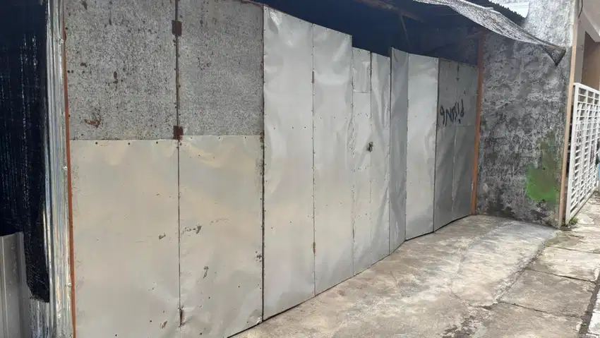 Pager lipat galvalum dan kayu