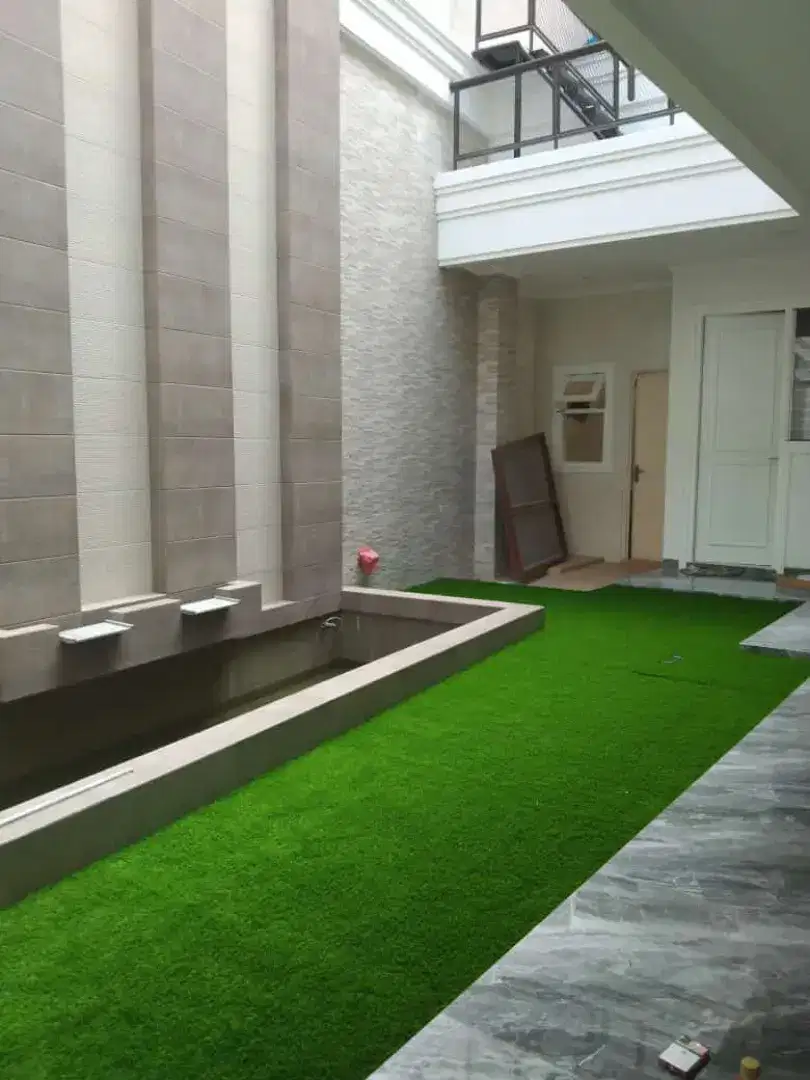Rumput Sintetis Dekorasi Rumah