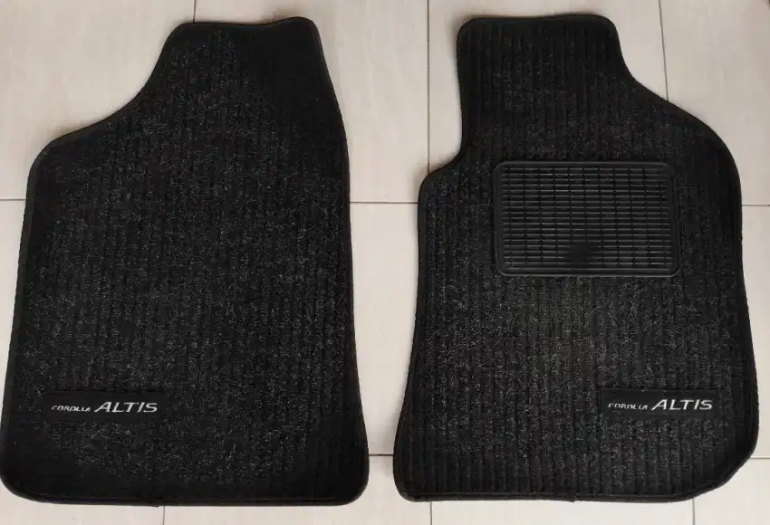 Karpet Mobil Toyota Corolla Altis