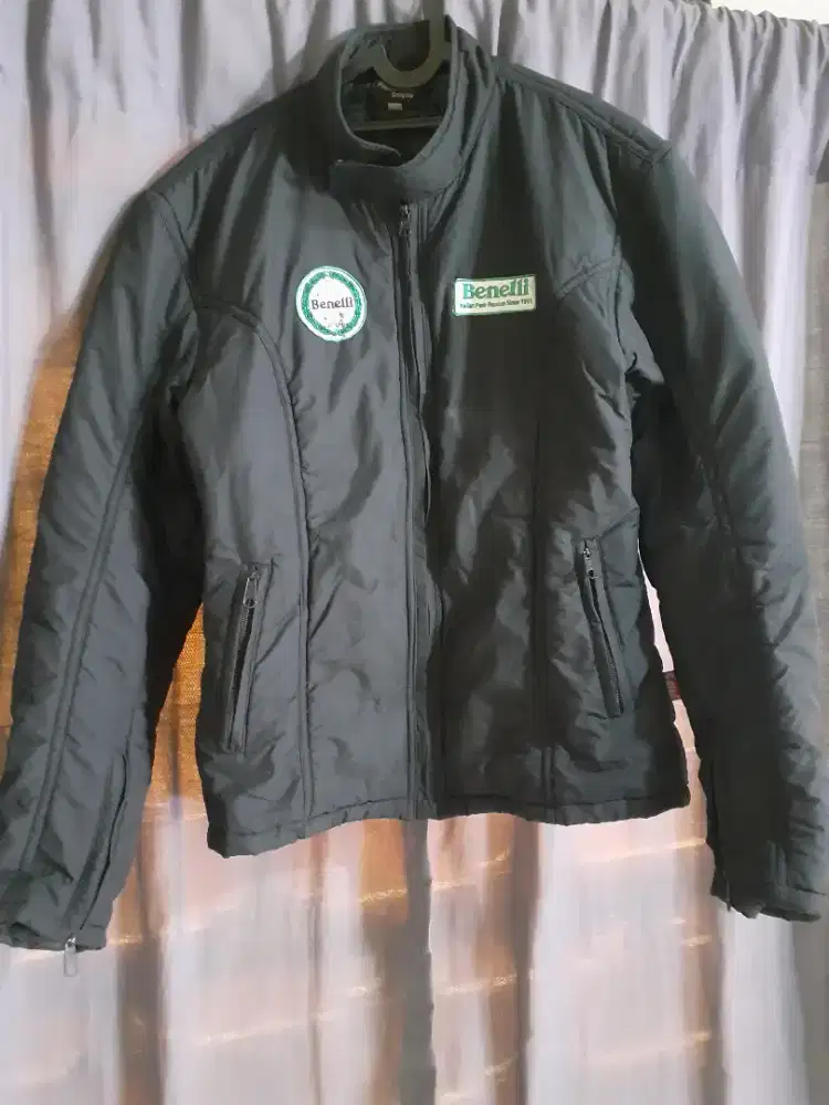Jaket brand Brutall Company Good Condition XL