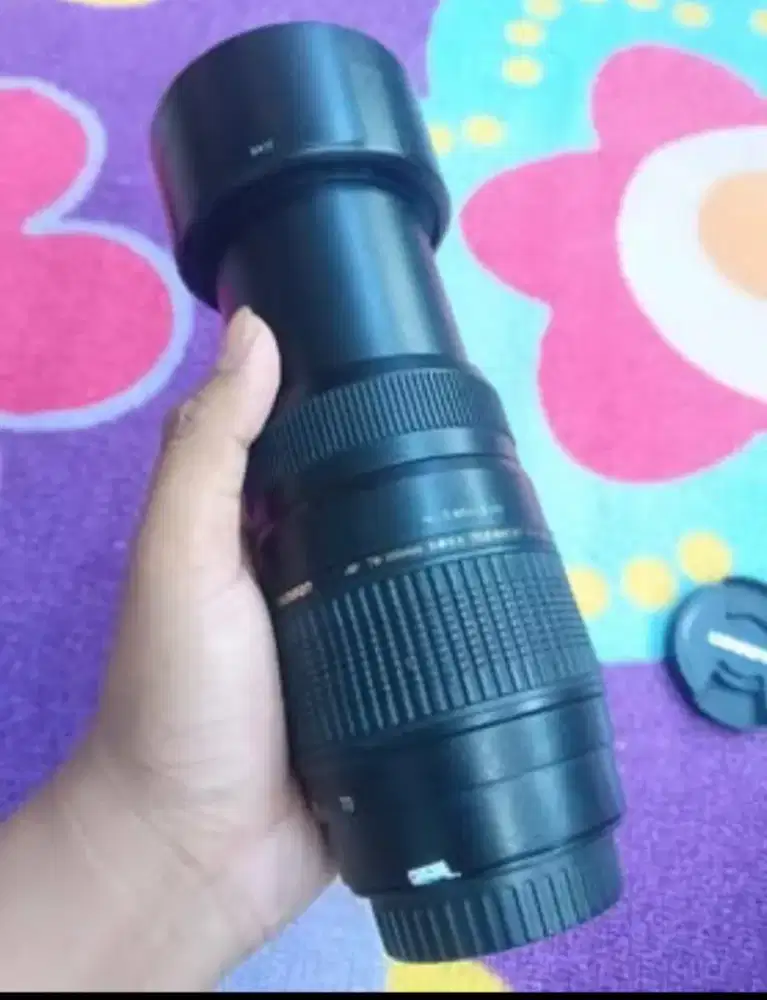 Lensa Canon Tamron 70-300mm