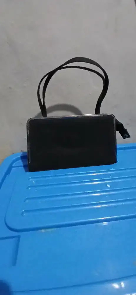 Tas wanita hitam