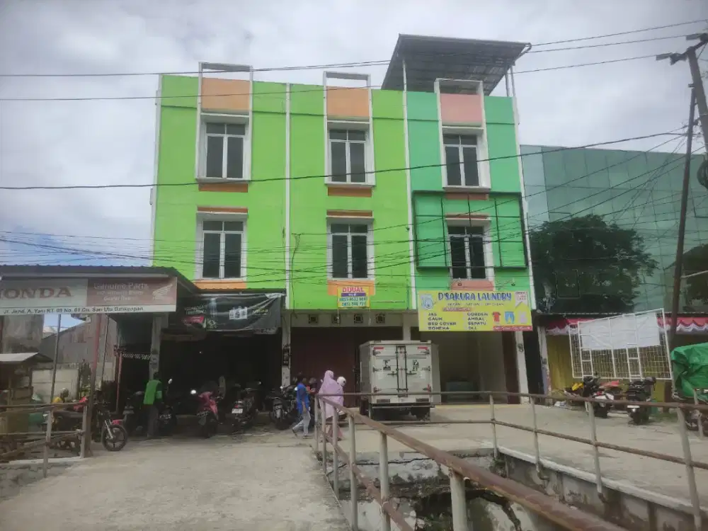 Dijual ruko 3 lantai dan disewakan  1 ruko gunung sari pinggir jalan