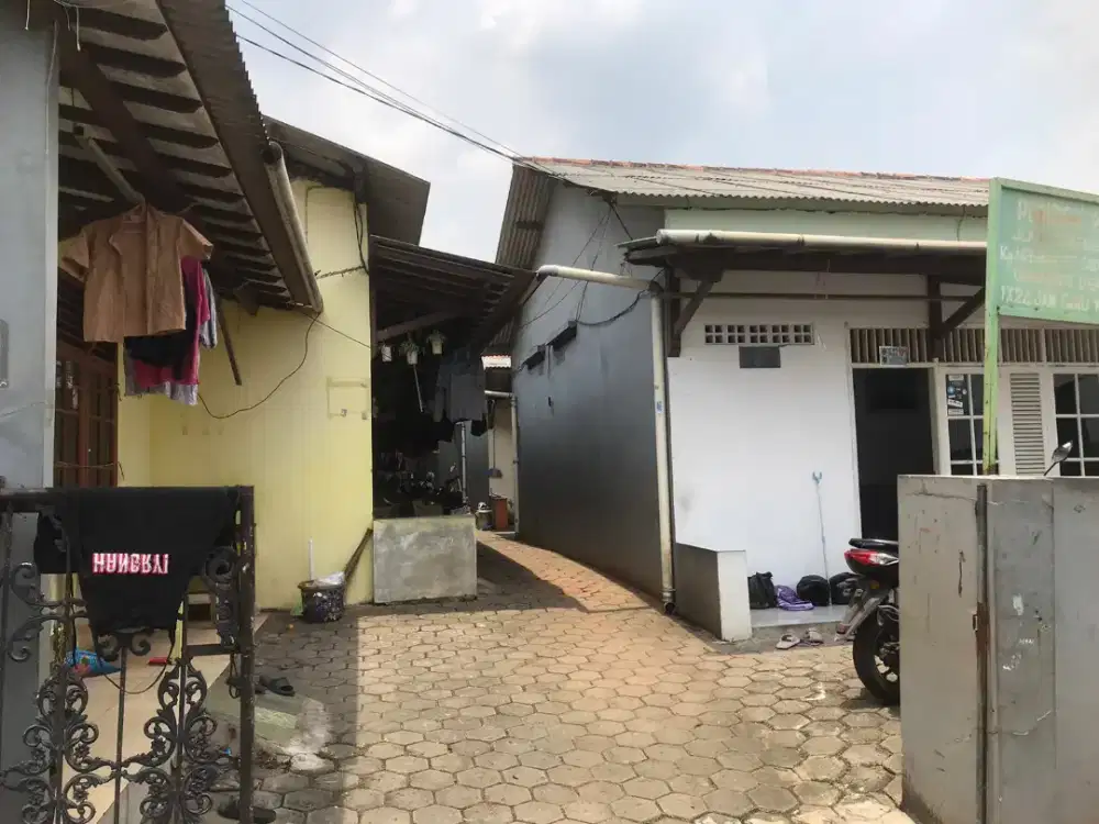 DIJUAL KONTRAKAN 9 PINTU DEKAT JALAN BESAR JUANDA