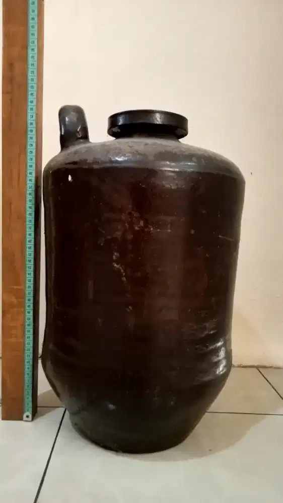 Guci Kuno Kalimantan