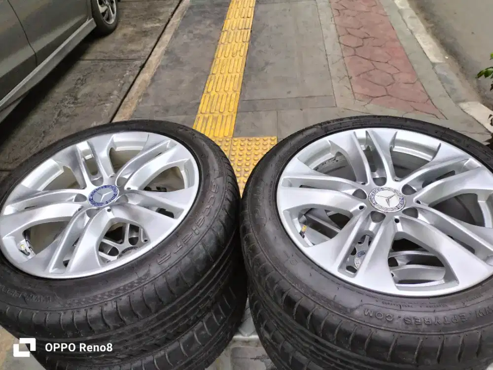 Jual Vleg Mercy + ban R17 mlus siap pasang hub lwat Wa gan