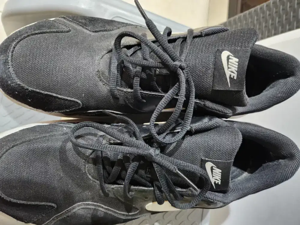 Dijual sepatu pria ukuran besar