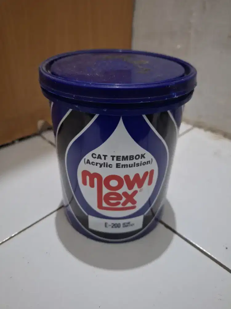 Cat Tembok Mowilex Warna hitam