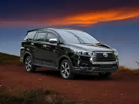 Toyota Innova Venturer Dsl At 2022 km +/- 38.000 plat B terima L