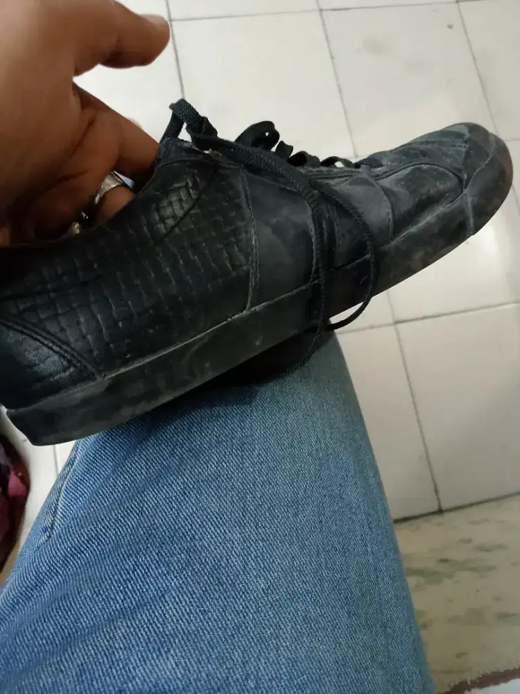 Sepatu Macbeth Eliot