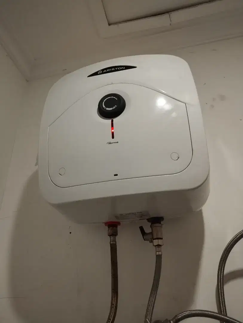 Water heater Ariston 10 L Low Watt