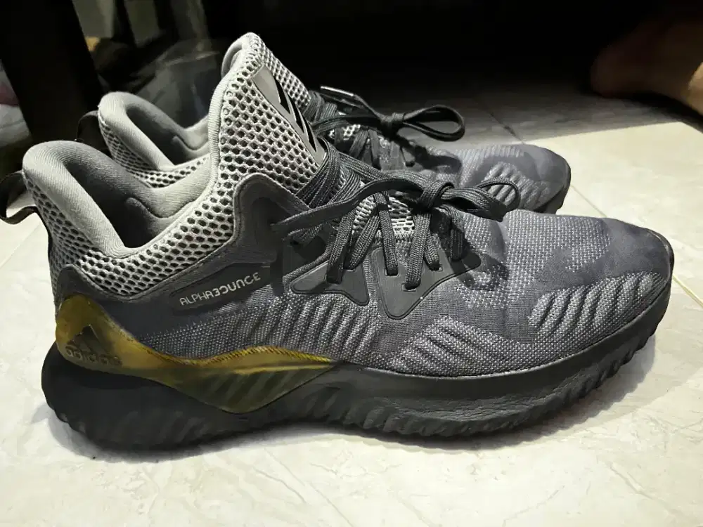 Adidas Alpha Bounce