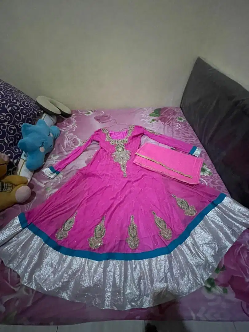Baju India Anarkali tile , ori