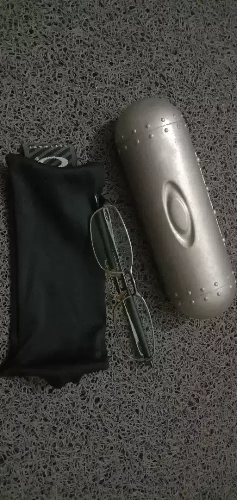 Kacamata Oakley Original