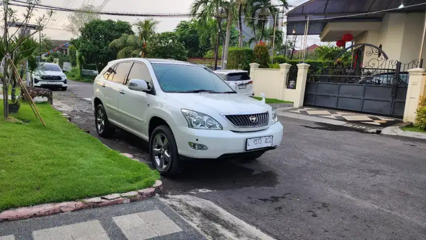 Toyota Harrier L prem 2.4 2010