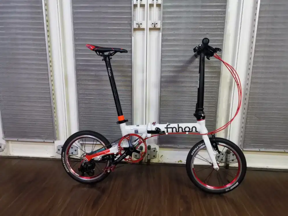 Sepeda lipat fnhon freedom 16  3speed