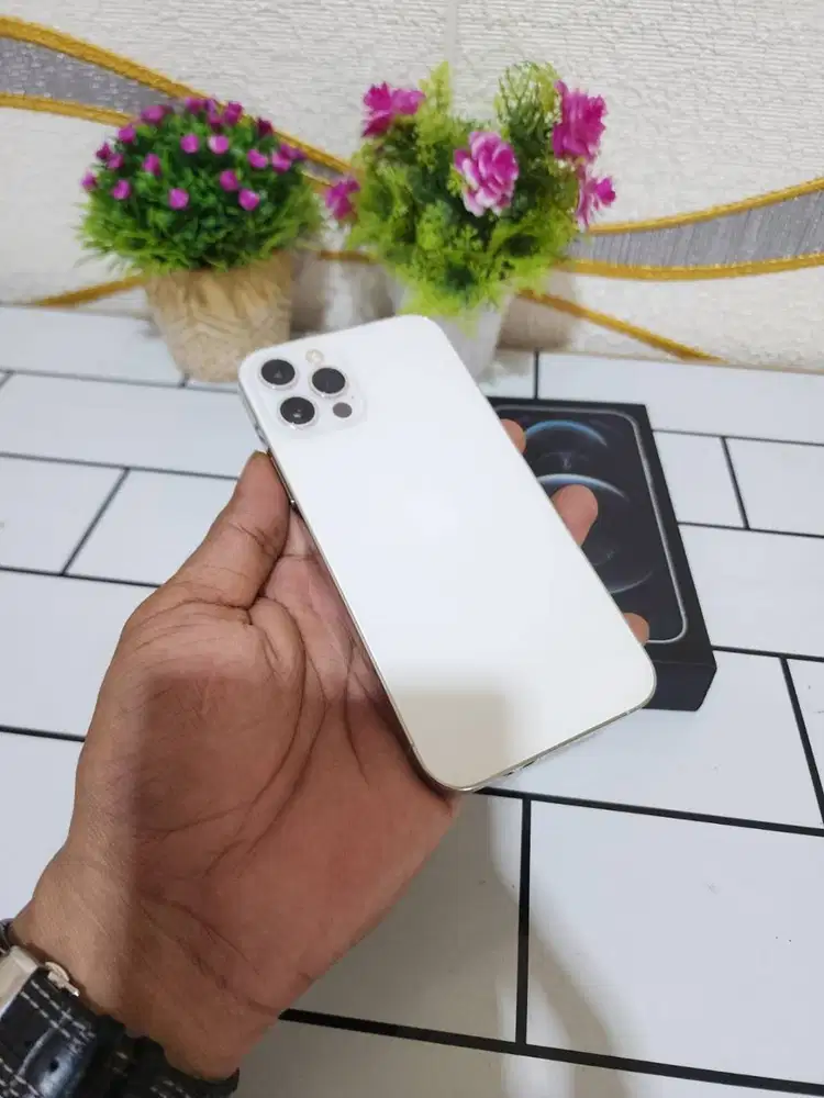 iPhone 14 Pro 128 GB ibox lengkap mulus ori